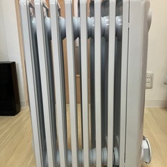 DeLonghiのオイルヒーター　説明書付き　の画像