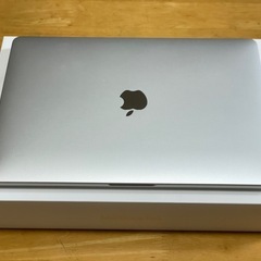 MacBookpro 2020 Intel i5 16GB 1TB　の画像
