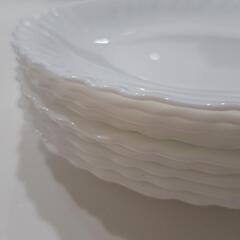 平皿 9枚セット／白地・波縁／傷なしの画像