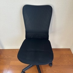 デスクチェア オフィスチェア　の画像