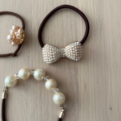 【ヘアアクセサリー】ゴム付きアクセサリーの画像