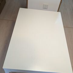【6ヶ月使用・美品・交渉可】IKEA エーケダーレン 伸長式ダイニングテーブル ホワイト 8,000円の画像