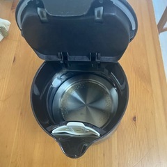 電気ケトルの画像