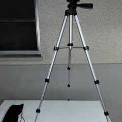 【9/30まで】軽量アルミ製三脚 約70cm 収納バッグ付きの画像