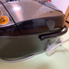 象印炊飯器しゃもじ付きの画像