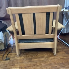 ソファ　木製の画像