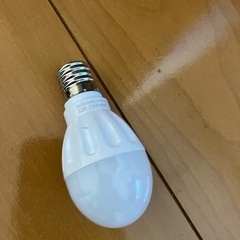LED電球　 E26口金×3個 E17口金×1個　 合計4個セットの画像