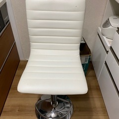 カウンター用イスの画像