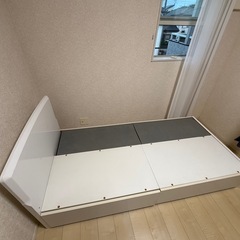 シンプル ホワイト シングルベッドフレーム　ニトリの画像
