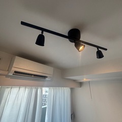 IKEA シーリングトラックスポットライト3個の画像