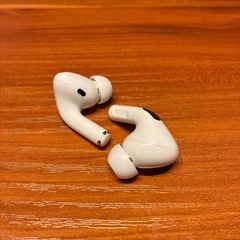 AirPodsPro 第1世代 充電コード・箱付きの画像