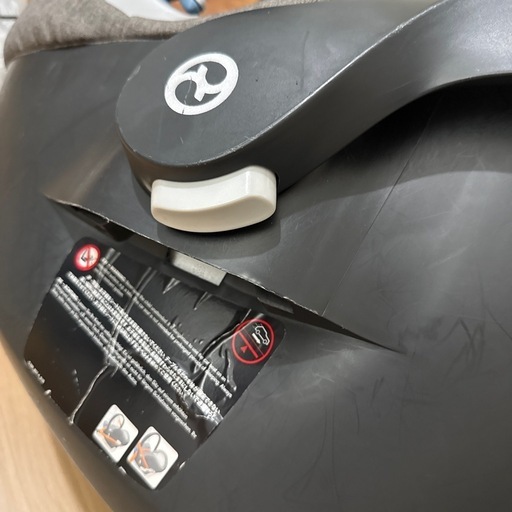 【値下げ中！】cybex ATON Q サイベックス　カーシート