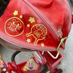 アンパンマン三輪車の画像