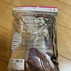 武蔵小杉★新品未開封★ユニクロ ヒートテック タートルネックT 長袖 S womanの画像