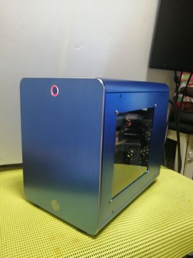 Mini ITX マザーボード搭載 BTOデスクトップパソコンメタリック