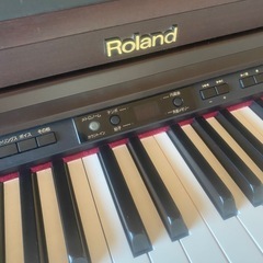 電子ピアノ　Roland の画像