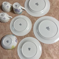 ナルミ　NARUMI　食器セットの画像