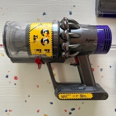 【決まりました】ダイソン掃除機　ジャンク品　dyson cyclone v10 fluffyの画像