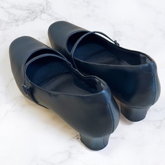 AQUA LADY アクアレディ パンプス 24cm ブラック ストラップの画像