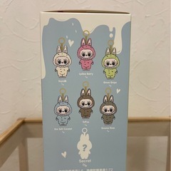 【正規品‼️】ラブブ　マカロン　1箱　未開封の画像