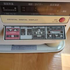コロナ✨床暖式ストーブ✨の画像