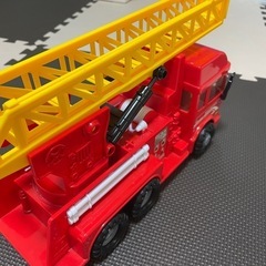 消防車  おもちゃ  の画像