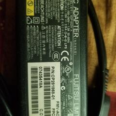 Fujitsu ACアダプター オマケにLifebook P772/Gの画像