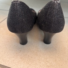 パンプス　使用回数少なめ　23.5cmの画像