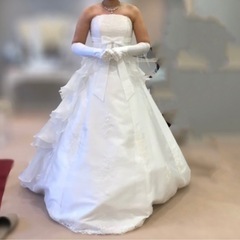 ウェディングドレスの画像