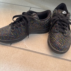 ナイキ　スニーカー　23cm ほぼ未使用の画像