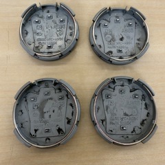【良品】クラウントヨタ純正ホイールキャップオーメント220 210 200等の画像
