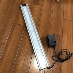 【お取引中】60cm用 水槽ライト(Aqullo)の画像