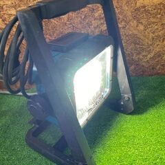 713 充電式LEDライト makita マキタ ML805 本体のみ 中古品の画像