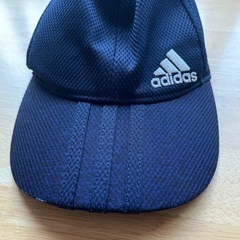 【アディダス】ネイビーキャップ美品54〜57㎝の画像