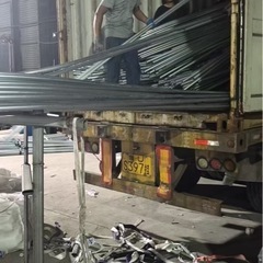 トラックからの荷下し作業お手伝い募集の画像
