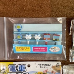 電車おにぎり　ミッキーピックなど６点　お弁当作りにの画像