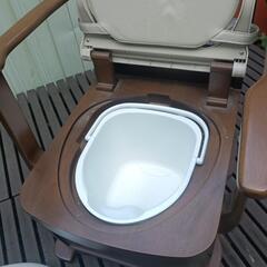 【中古品】ポータブルトイレ【介護用】の画像