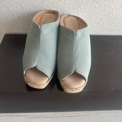【超美品】【size M】クッションサンダルの画像