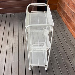 キャスターワゴン白の画像