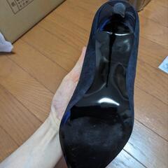 美品）SEVEN TWELVE THIRTY パンプスネイビー（24cm）の画像