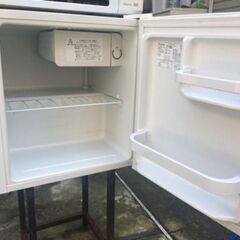 小型冷蔵庫 (幅45cm 奥45cm 高51cm) の画像