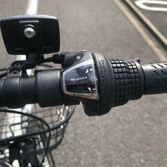 折り畳み自転車です。プリウスにも乗せれる大きさです。の画像