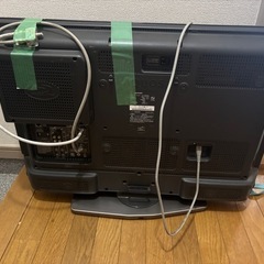 SHARP 32インチ　テレビ　テレビ線つきの画像