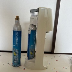 ソーダストリーム本体+炭酸ガスシリンダーの画像