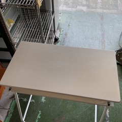 パソコンテーブル　白　中古の画像