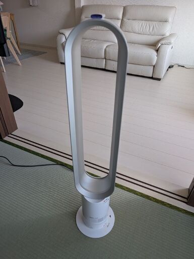 Dyson AM07 扇風機 ホワイト Amazon.com: Dyson Cool™ Tower Fan AM07,White/Silver, Large