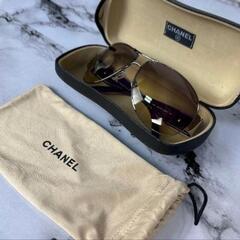未使用に近い CHANEL シャネル サングラス ココマーク デカロゴ 美品の画像
