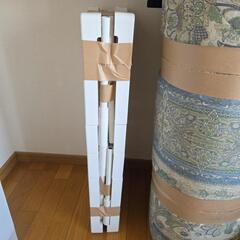 押し入れ収納棚の画像