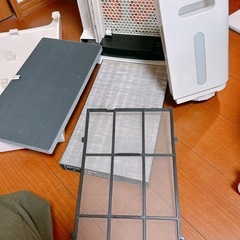 ダイキン 加湿空気清浄機 ACK70U-W 2018年製の画像