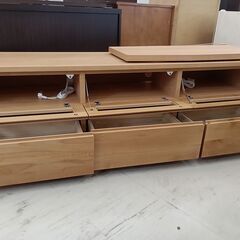リユースのサカイ栃木店★ジモティ割あり★ 堀田木工所 TV台 ベージュ W165.2×D44.7×H50.4 クリーニング済み TC10287の画像